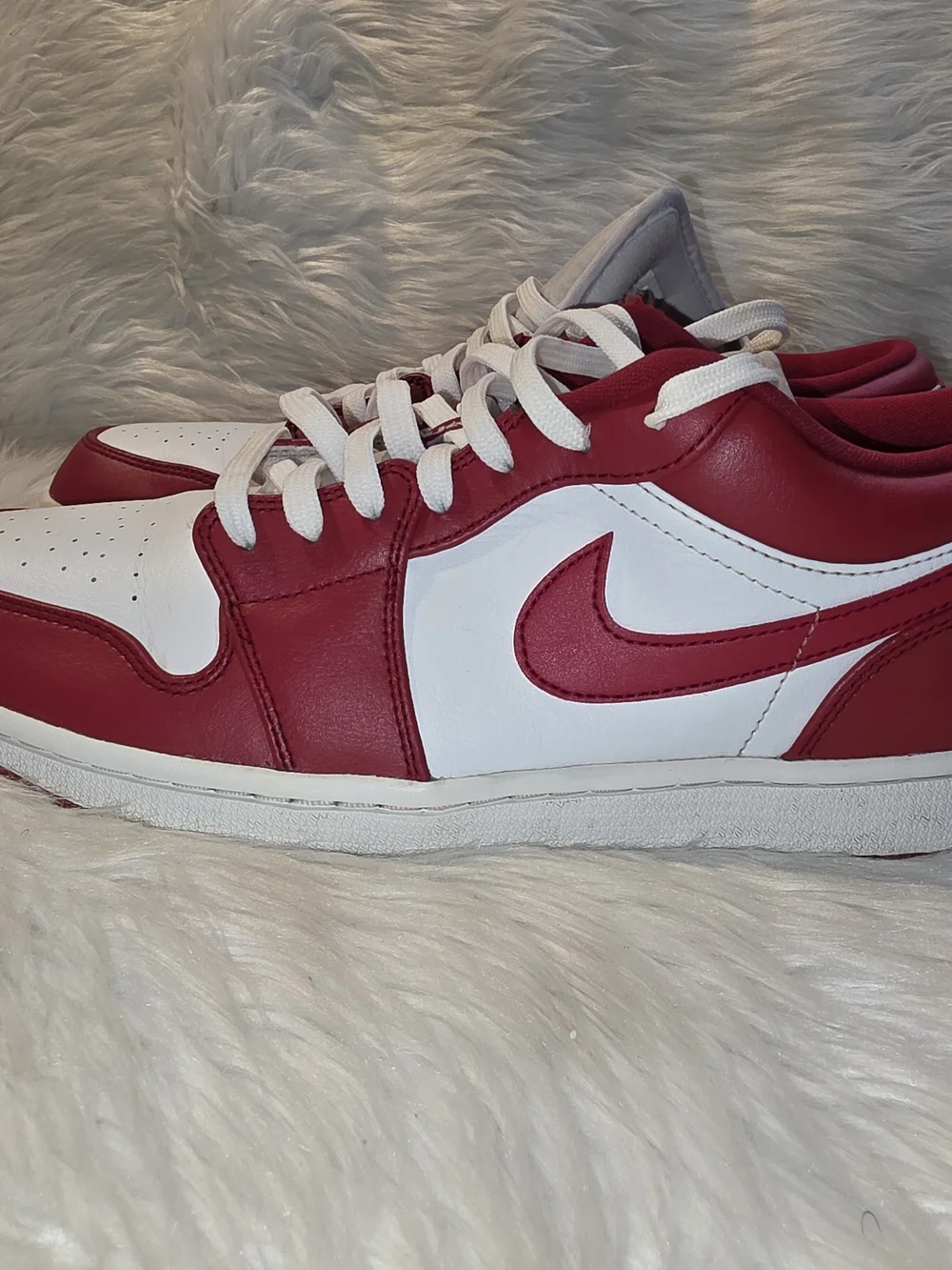 Nike Air Jordan 1 Low - White & Red